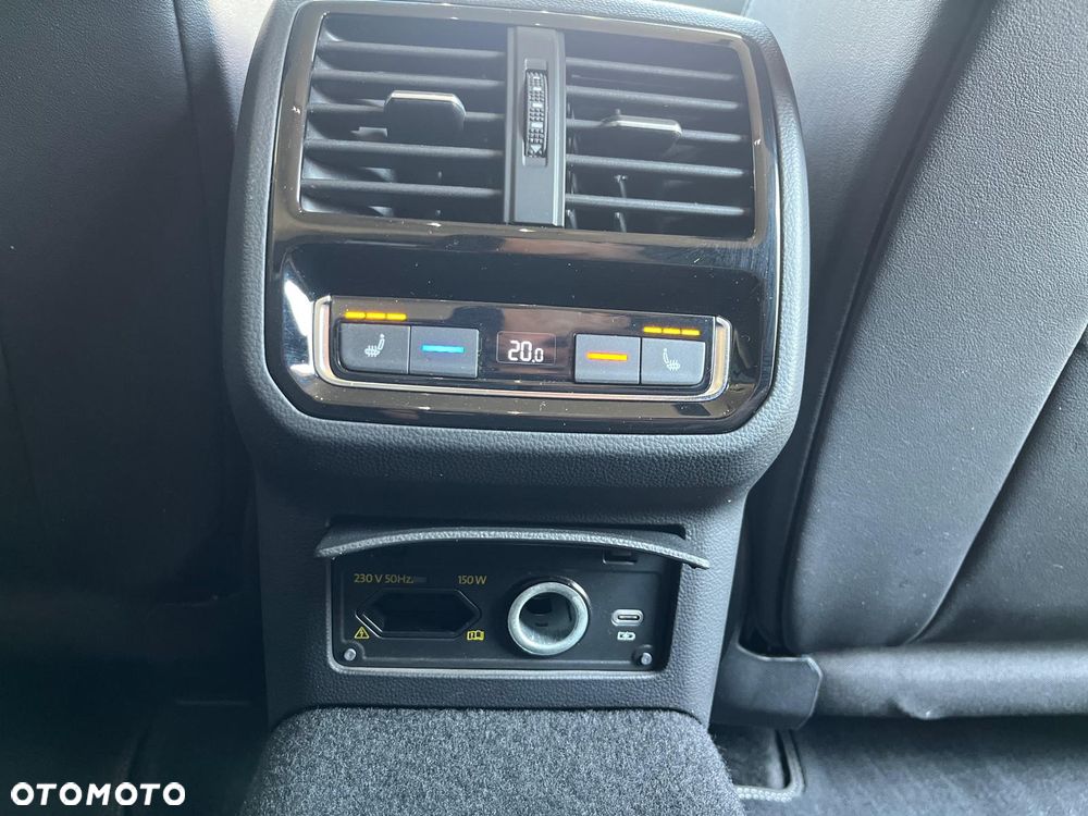 Volkswagen Arteon 2.0 TDI Bi-Turbo SCR 4Mot Elegance DSG - 26
