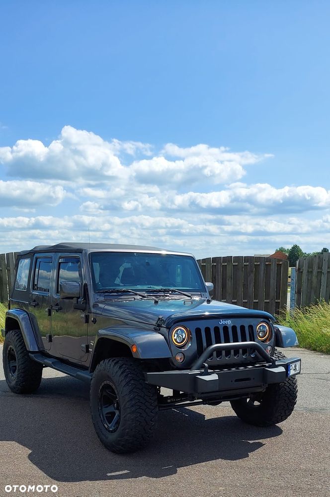 Jeep Wrangler - 24