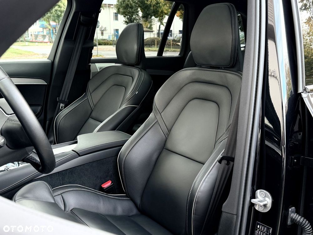 Volvo XC 90 - 26