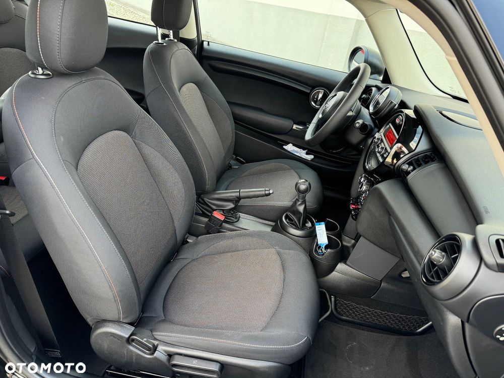 MINI ONE Standard - 7