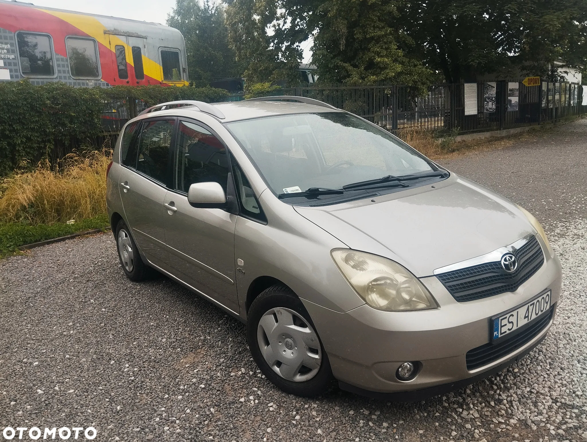Toyota Corolla Verso - 2