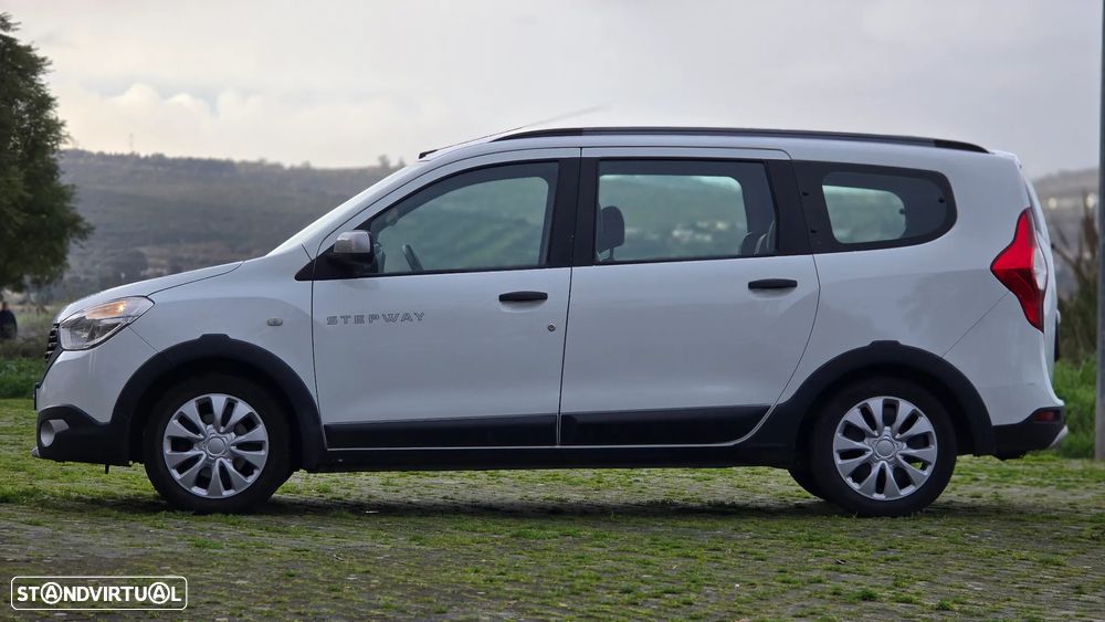 Dacia Lodgy 1.5 dCi Stepway 7L - 13