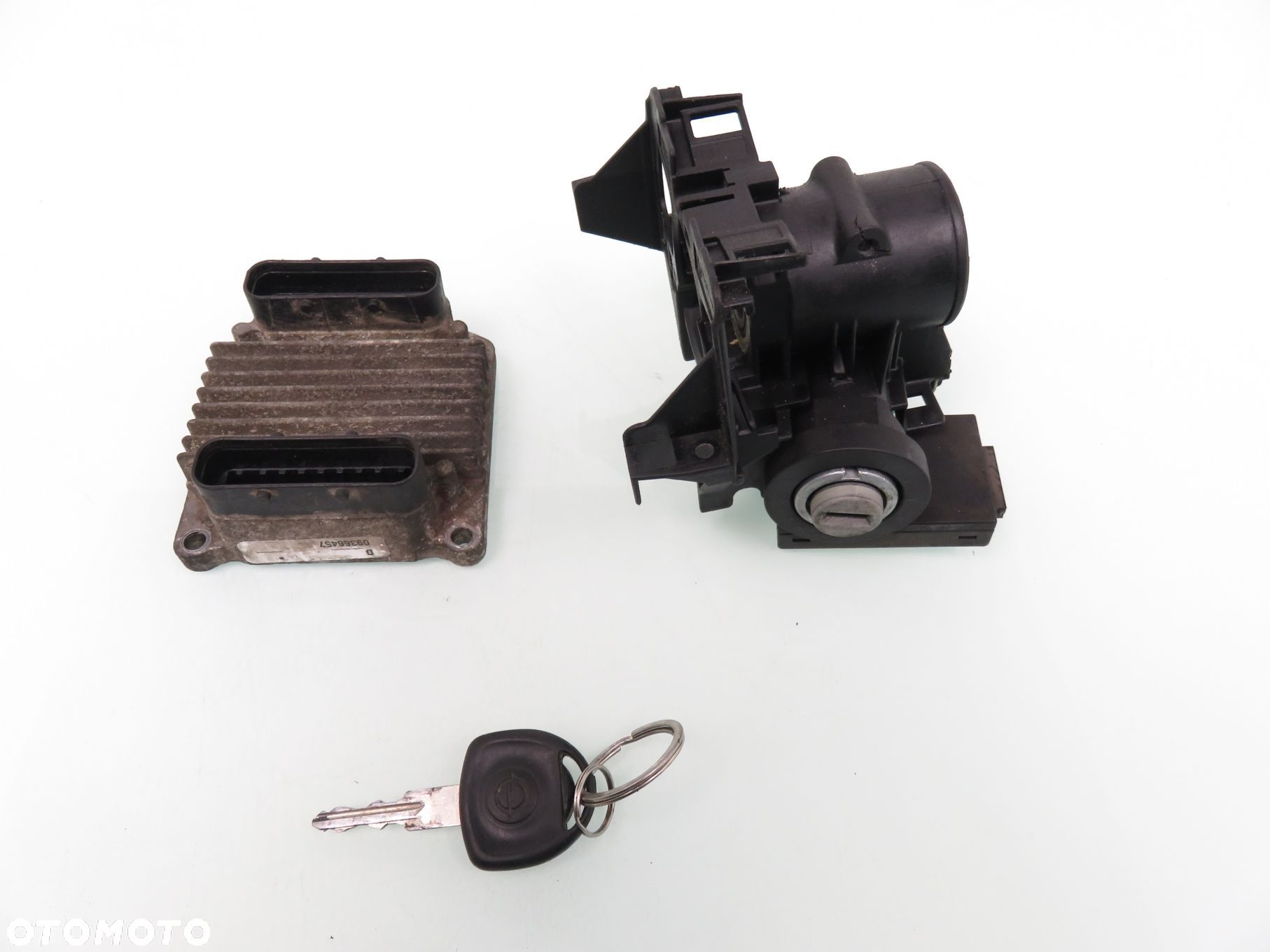STACYJKA STEROWNIK OPEL ASTRA II G 1.6 09366457 90560475 90589313 - 1