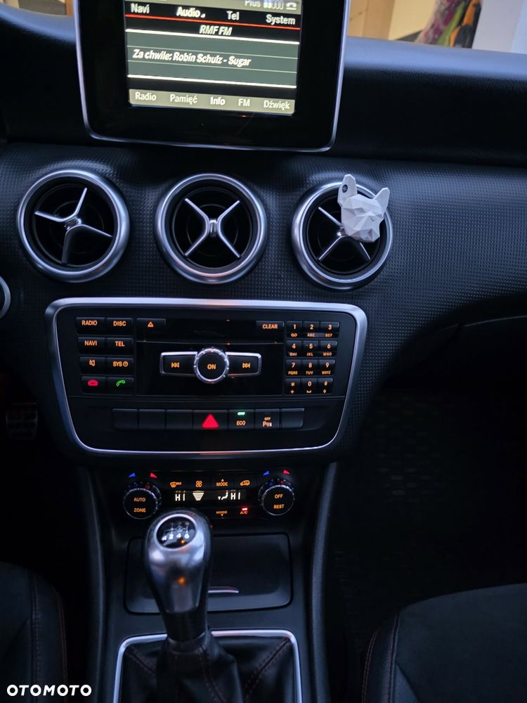 Mercedes-Benz Klasa A 180 CDI (BlueEFFICIENCY) - 16