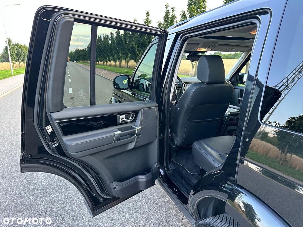 Land Rover Discovery 3.0SD V6 HSE - 30
