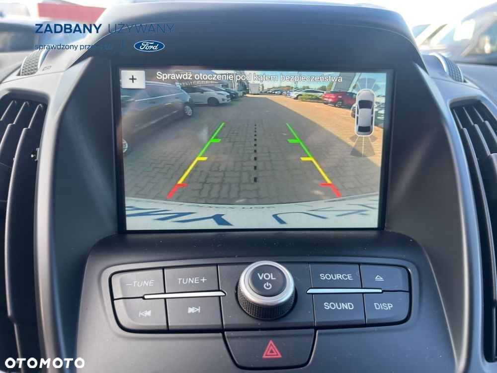 Ford Kuga 1.5 EcoBoost 2x4 Titanium - 15