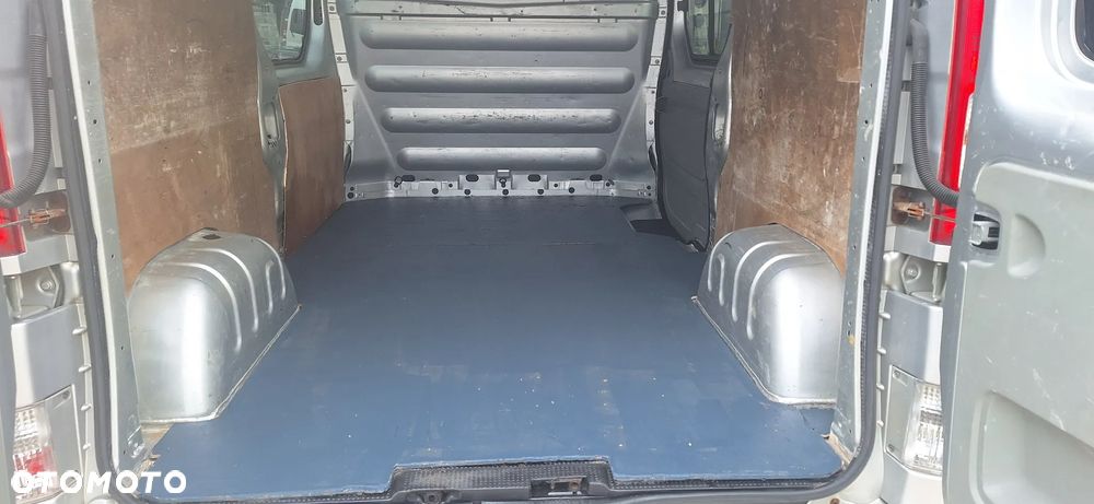 Renault Trafic - 9