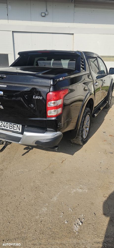 Mitsubishi L200 Double Cab Instyle Aut. - 9