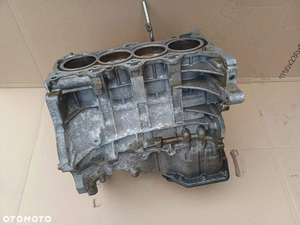 BLOK SILNIKA WAŁ KIA 1.6 CVVT G4FC - 1