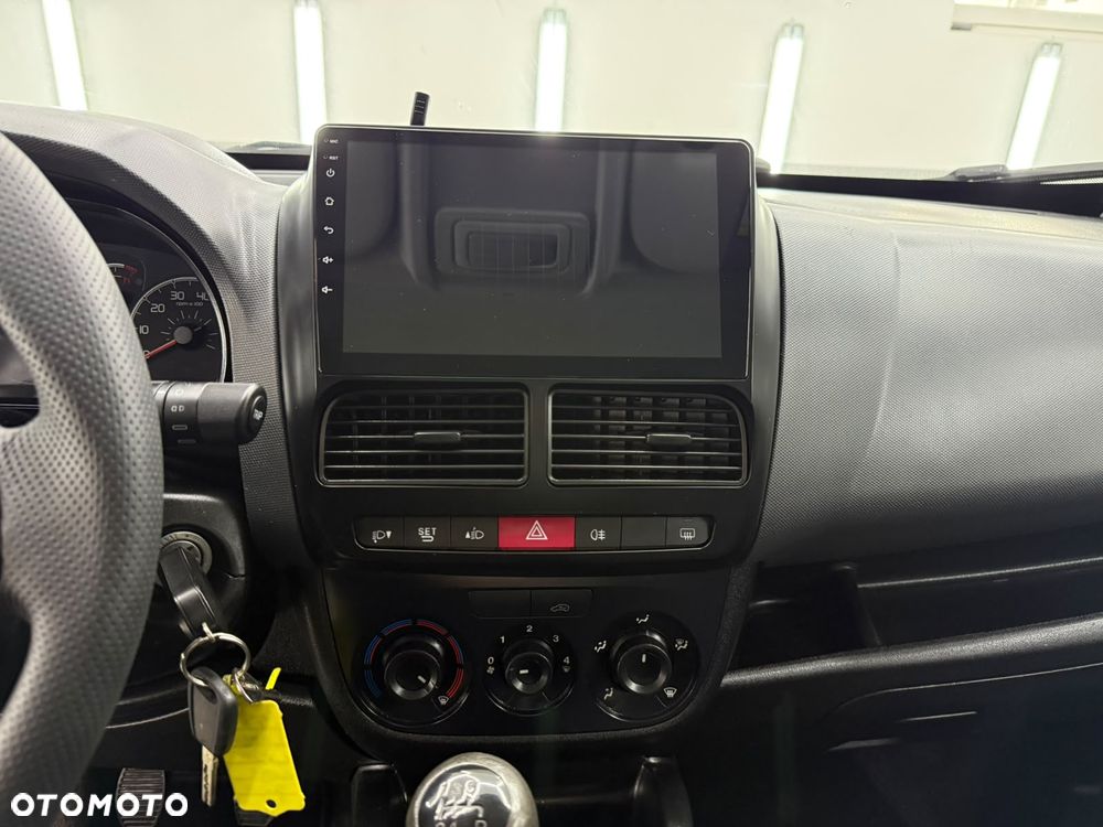 Fiat Doblo - 17