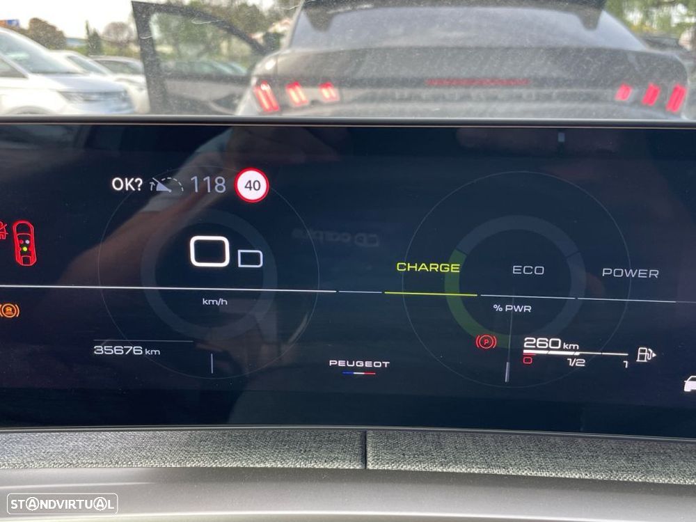 Peugeot 3008 1.2 Hybrid GT e-DCS6 - 3