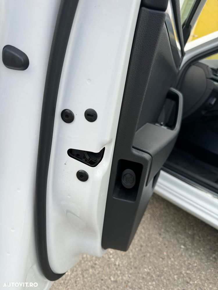 Skoda Superb 1.6 TDI DSG Ambition - 16