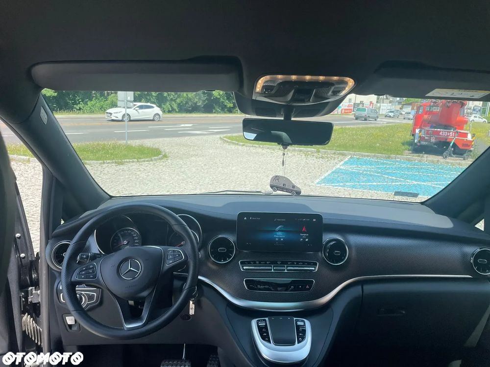 Mercedes-Benz Klasa V 300 d 4-Matic Avantgarde 9G-Tronic (d³ugi) - 13