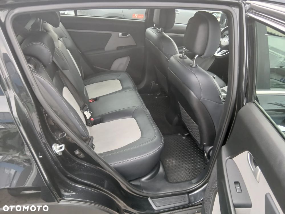 Kia Sportage 1.6 GDI Business Line L 2WD - 9