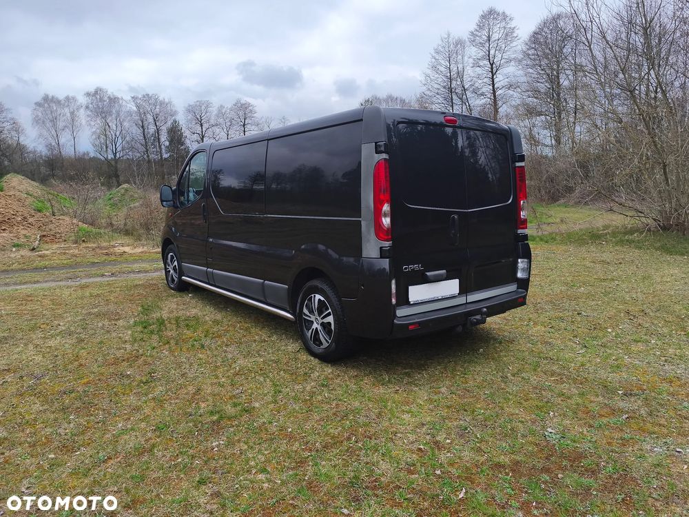 Opel VIVARO - 9