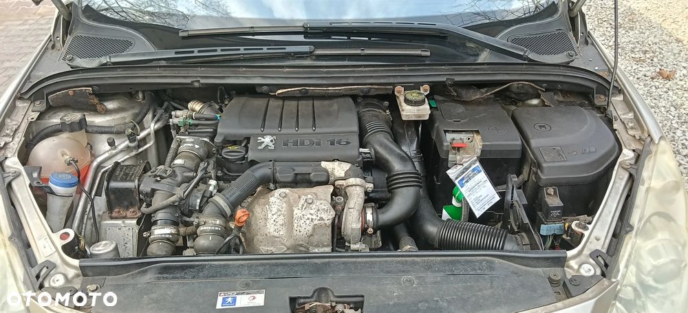 Peugeot 307 1.6 HDI Presence - 13