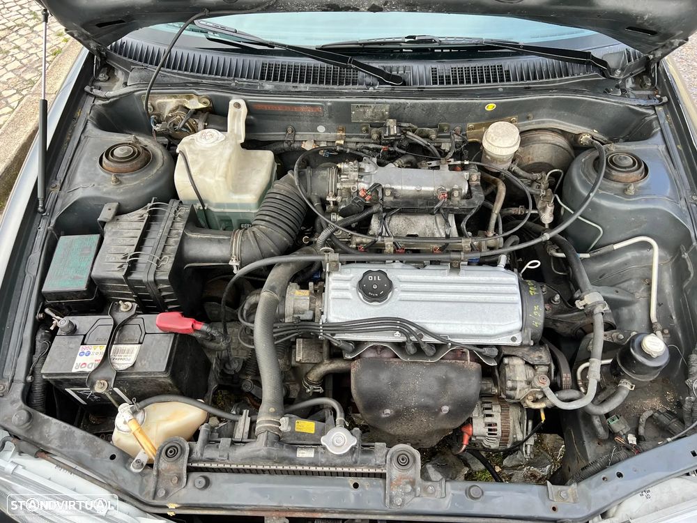 Mitsubishi Lancer 1300 GLXi - 40