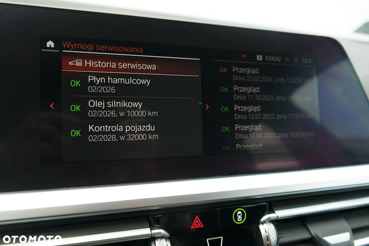 BMW Seria 3 318d Sport Line Shadow - 28