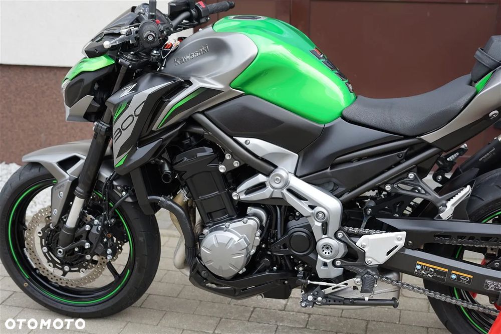 Kawasaki Z 900 - 26