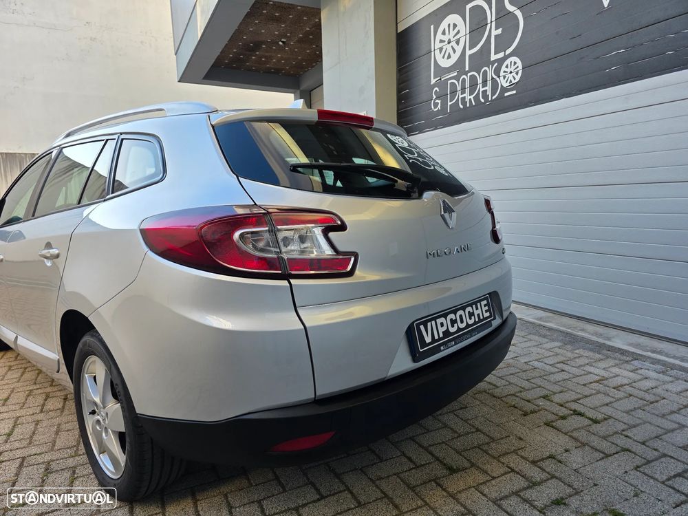 Renault Mégane Sport Tourer 1.5 dCi Dynamique SS - 32