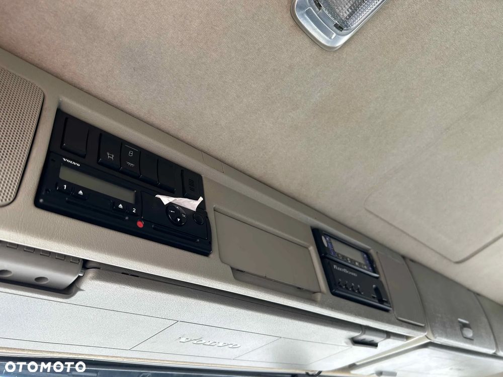 Volvo VOLVO FM 450 CHŁODNIA SCHMITZ CARRIER OŚ SKRĘTNA - 12
