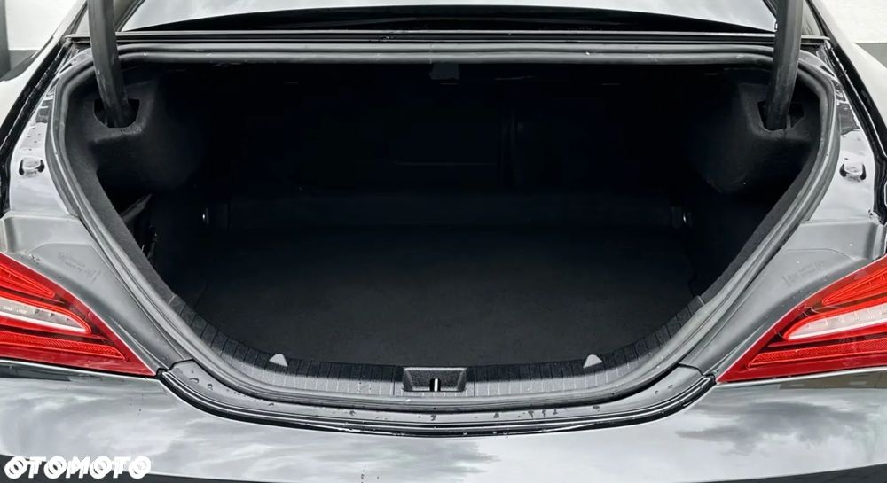 Mercedes-Benz CLA - 6