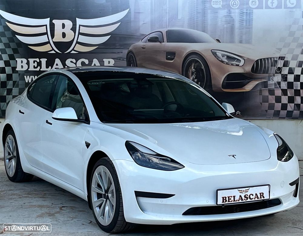 Tesla Model 3 Standard Range Plus RWD — fotografia 12