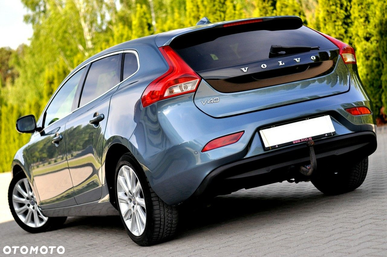 Volvo V40 D2 Momentum - 33