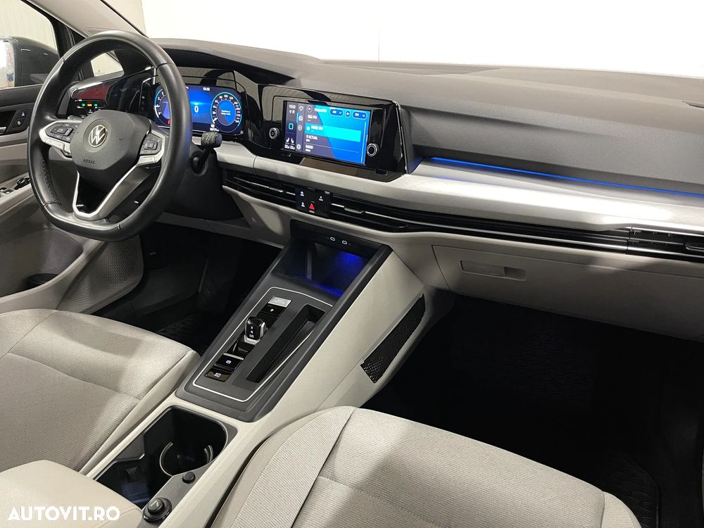 Volkswagen Golf 1.5 eTSI ACT DSG MHEV Life - 10