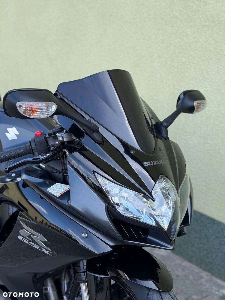 Suzuki GSX-R - 2