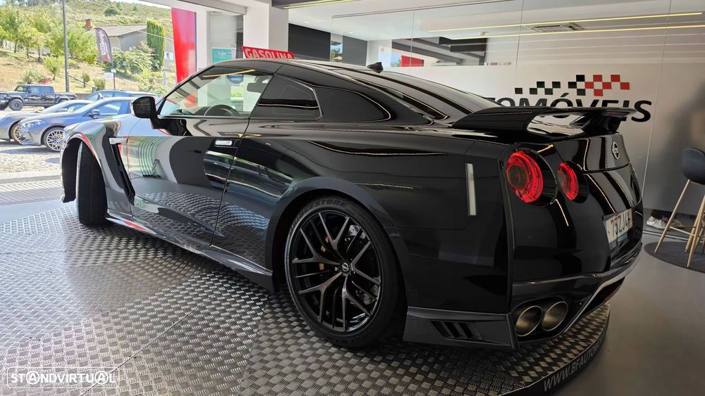 Nissan GT-R Prestige Edition - 23