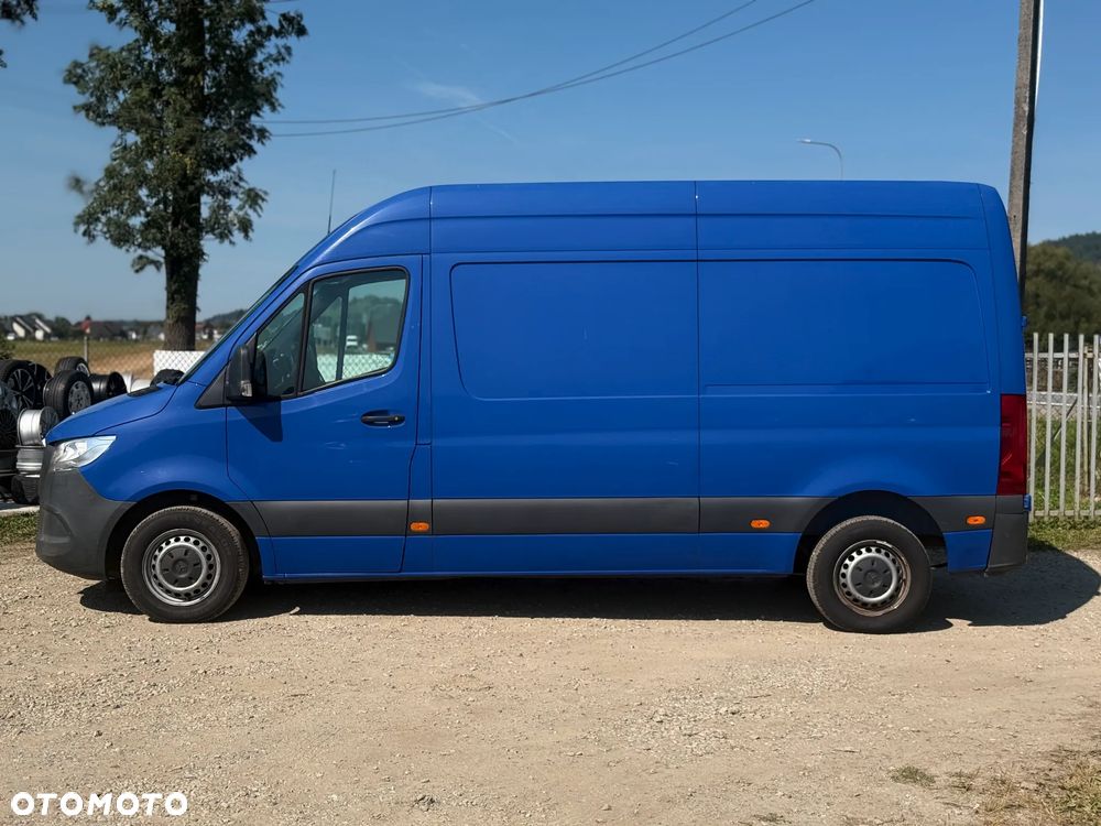 Mercedes-Benz Sprinter - 8