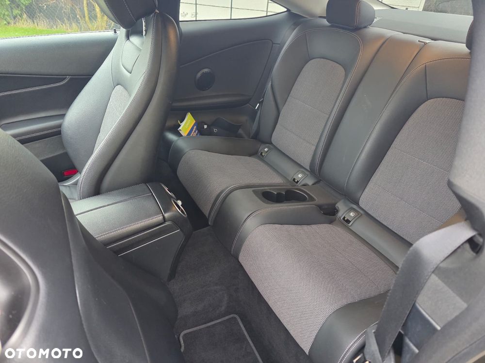 Mercedes-Benz Klasa C 220 d 9G-TRONIC - 7