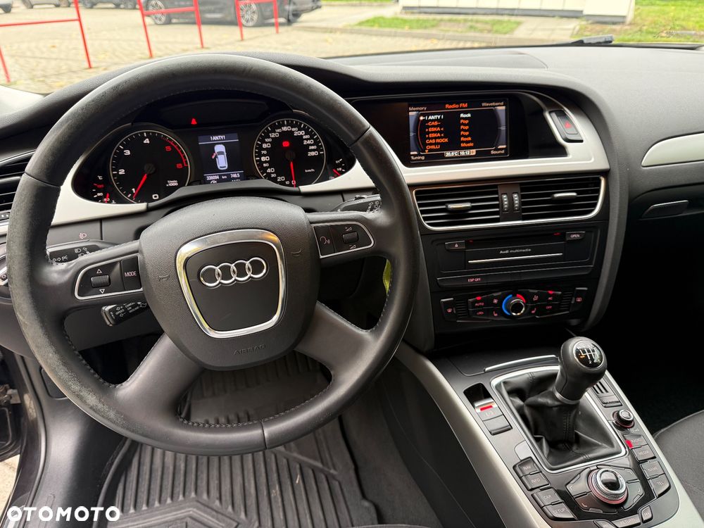Audi A4 Avant - 13