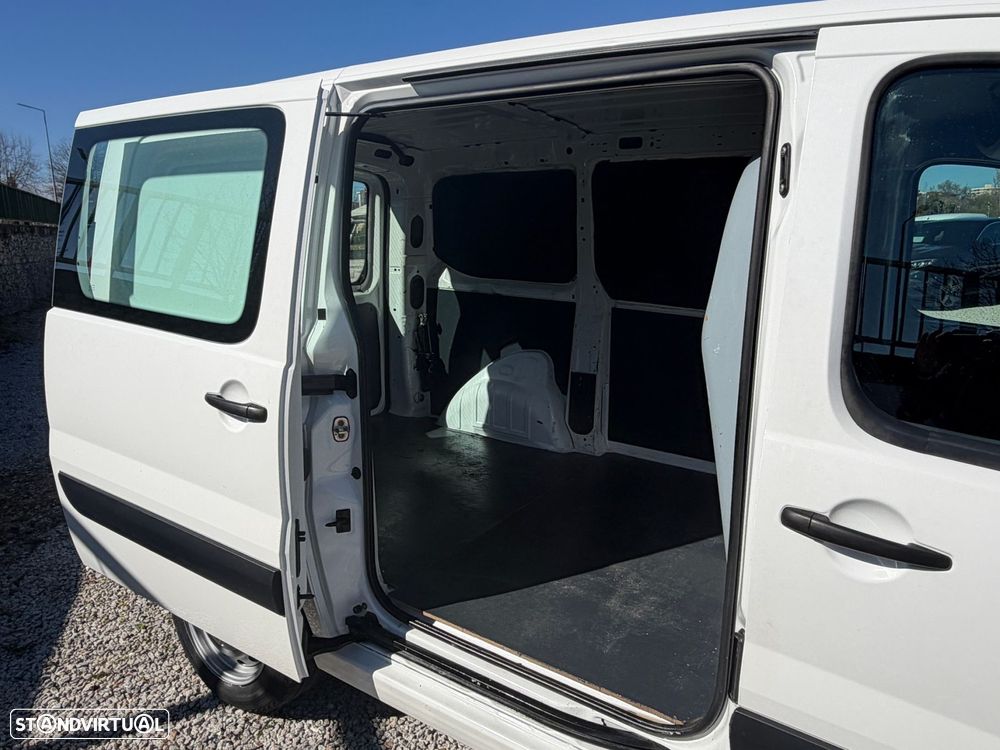 Citroën Jumpy Outro - 12