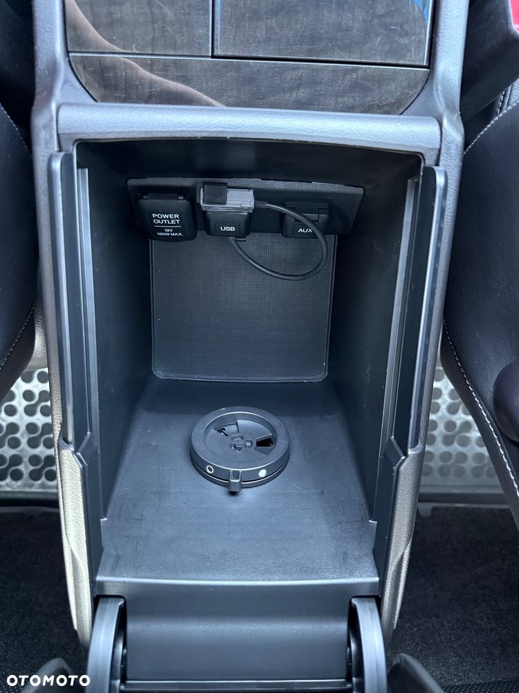 Honda Accord 2.0 Executive - 34