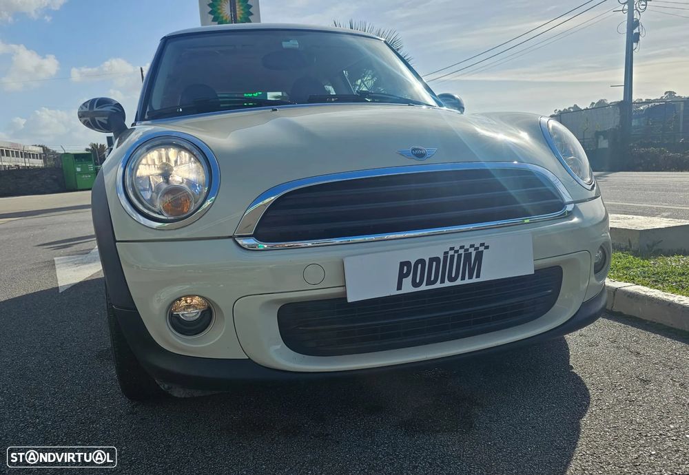 MINI 3 Portas One - 2