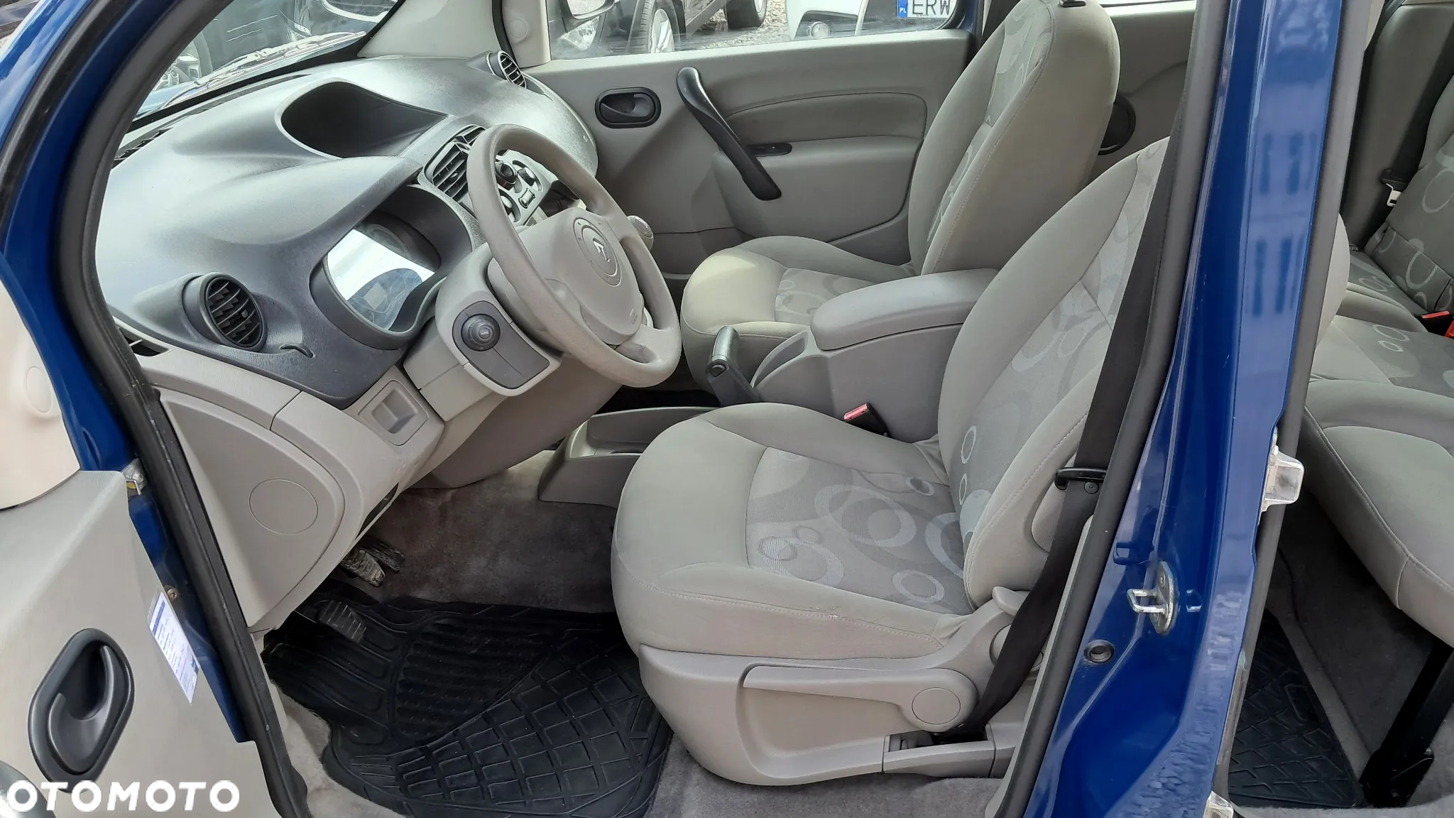 Renault Kangoo 1.6 8V Happy Family - 29