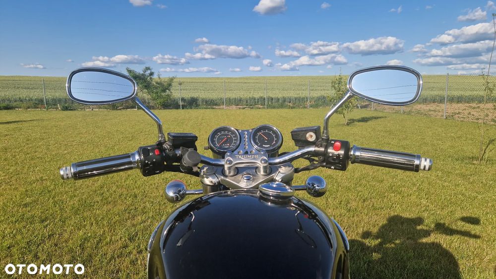Triumph Thunderbird - 2