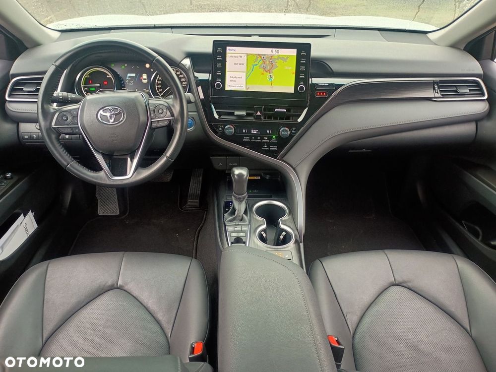 Toyota Camry 2.5 Hybrid Executive CVT - 10