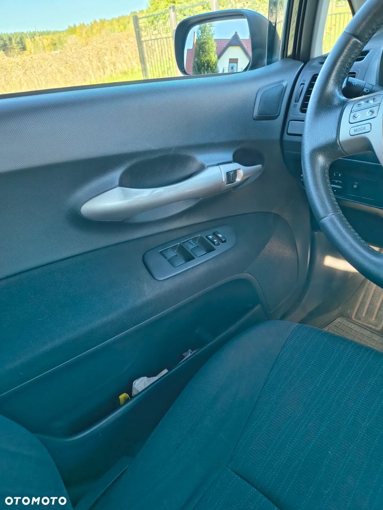 Toyota Auris 1.6 VVT-i Luna - 8