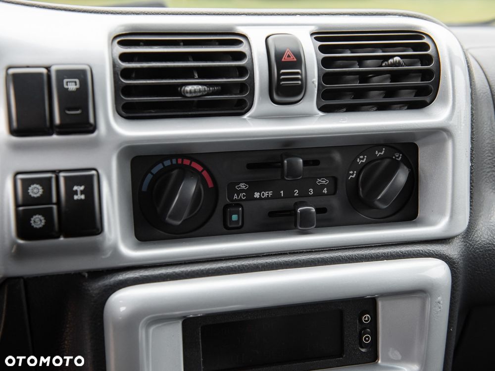 Opel Frontera - 24