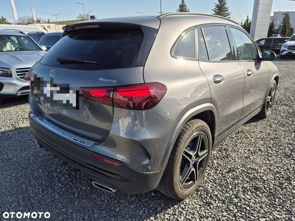 Mercedes-Benz GLC - 1