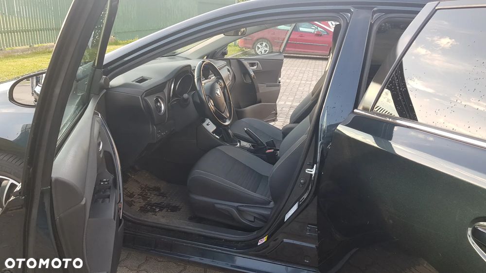 Toyota Auris 1.6 Premium - 15