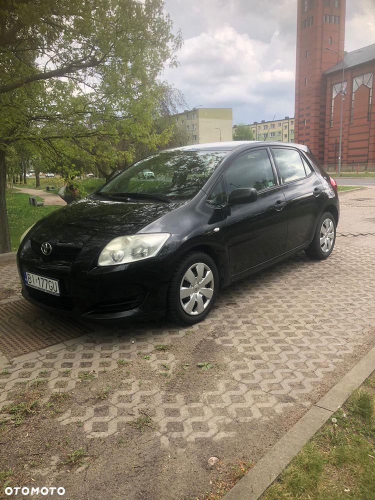 Toyota Auris 1.6 VVT-i Luna - 1