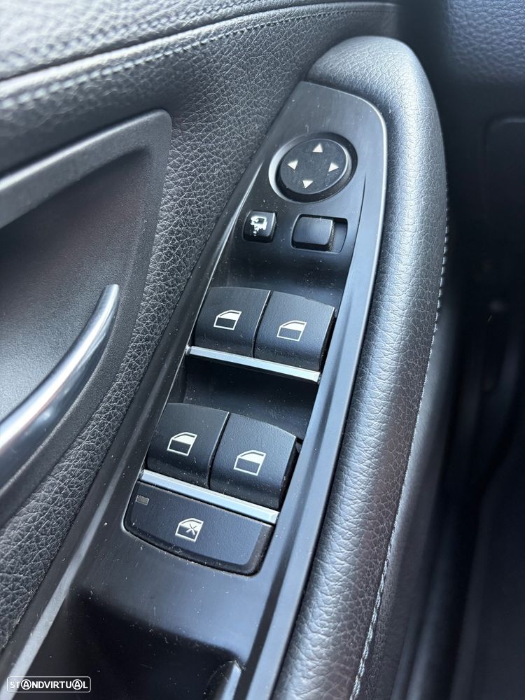 BMW 520 d Auto - 17