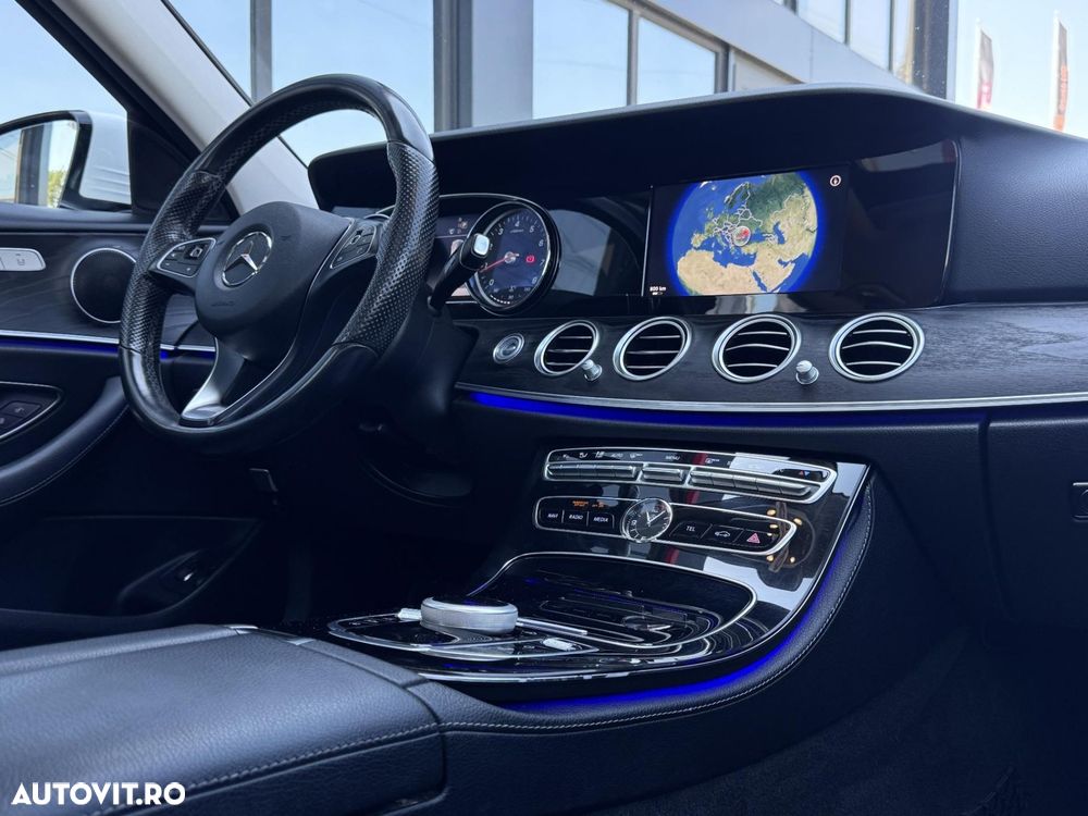 Mercedes-Benz E - 11