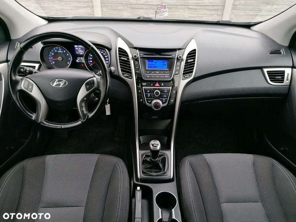 Hyundai i30 1.4 Comfort - 13