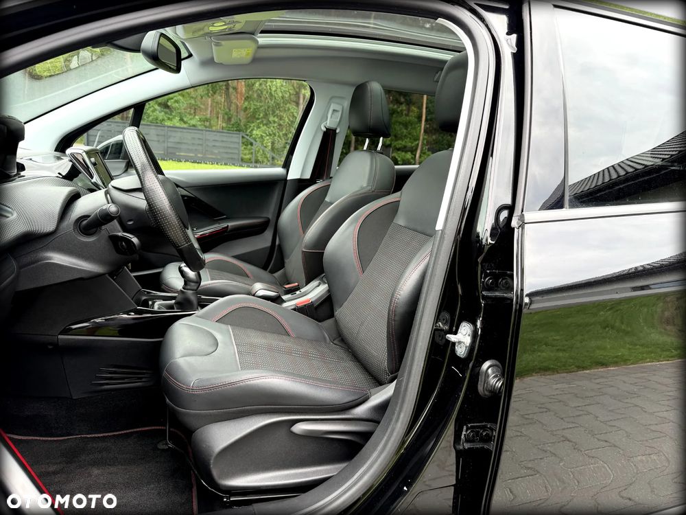 Peugeot 2008 PureTech 110 Stop&Start GT-Line Edition - 21
