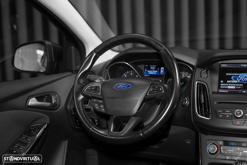 Ford Focus SW 1.5 TDCi Titanium - 11